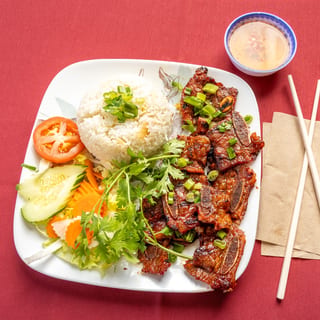 Cơm Sườn Bò Đại Hàn (Rice w/ Korean BBQ Beef Ribs)