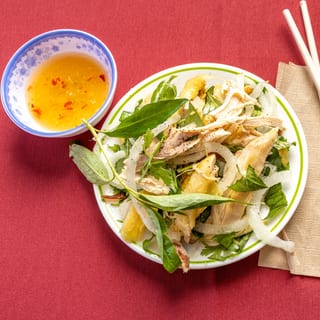 Gà Bóp (Marinated Chicken Salad)