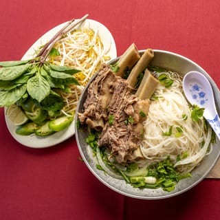Phở Sườn Bò (Beef Ribs, Medium only)