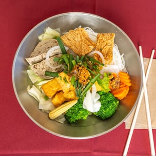 Phở Chay (Vegetables & Tofu, Vegetarian Broth)